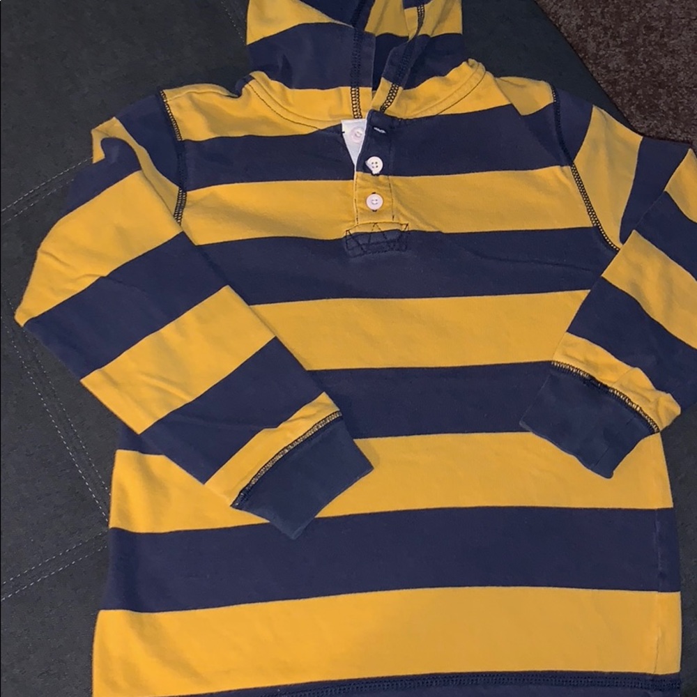 Boys long sleeve with hood